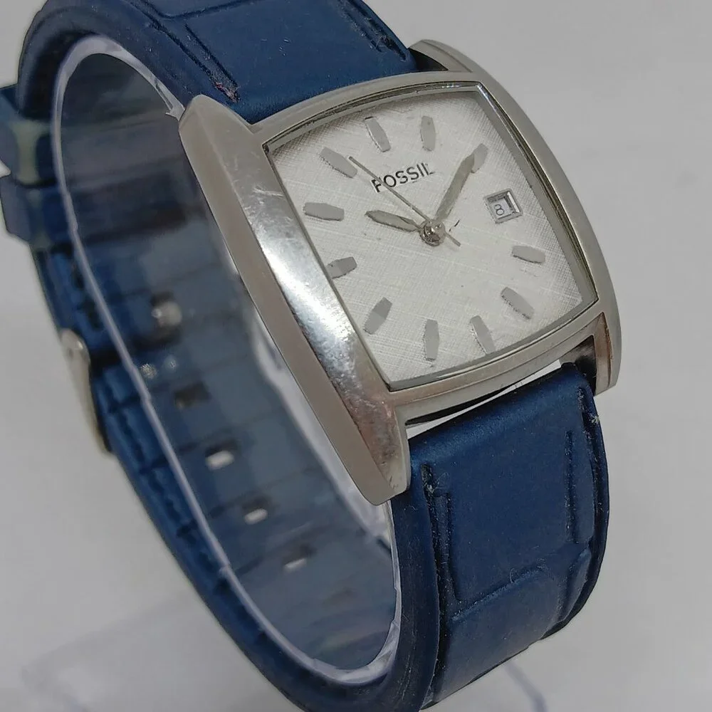 Fossil JR-8938 Women's 30mm x 28 mm Silver S/Steel Swiss Quartz Date Watch